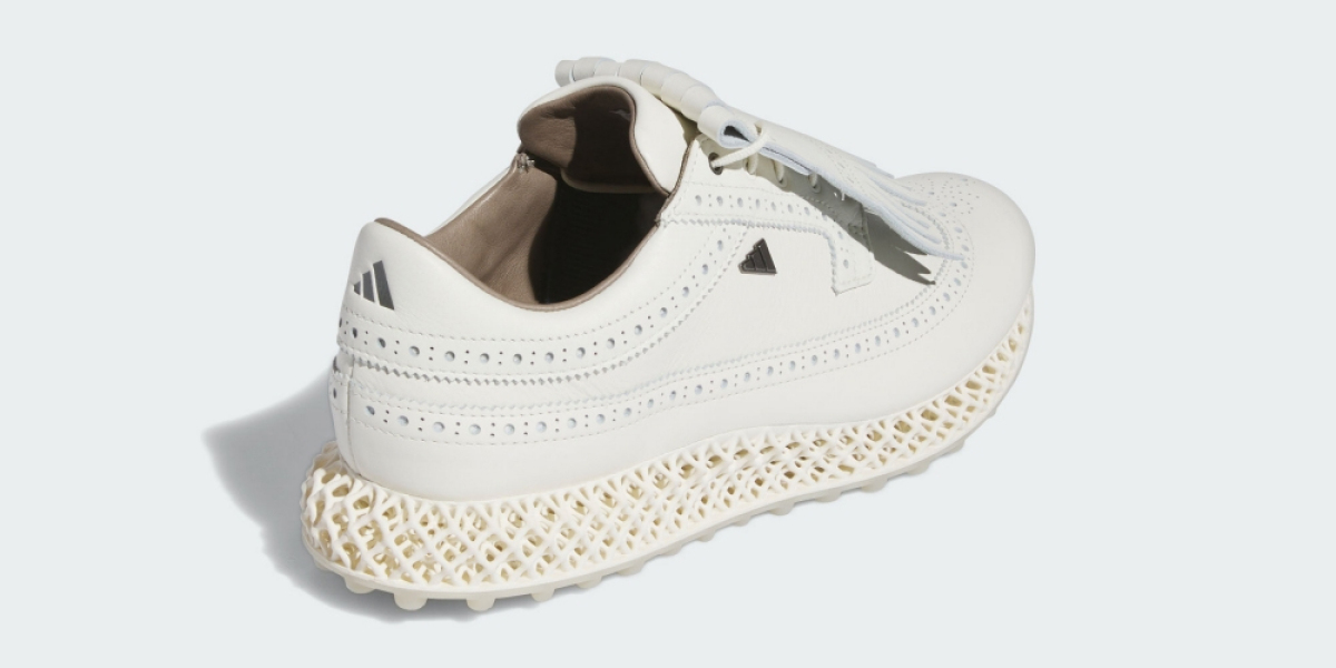 MC87 ADICROSS 4D 高爾夫球鞋每一個揮桿的支撐力量