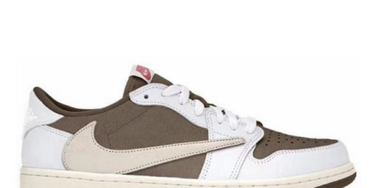 รองเท้าสตั๊ด adidas – ความสมบูรณ์แบบสำหรับนักฟุตบอล