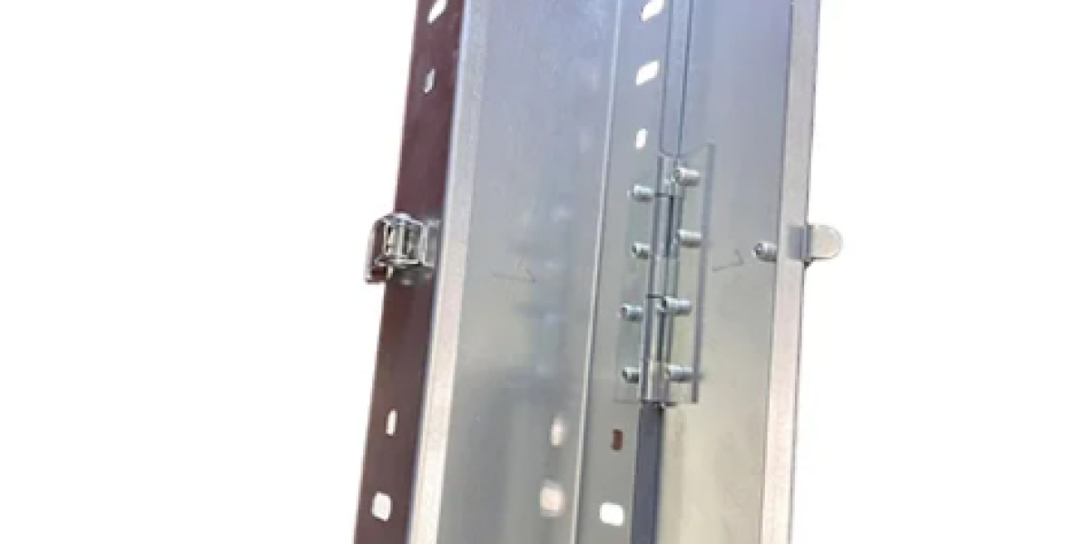 What conditions should the grounding points of Molded Cable Tray meet