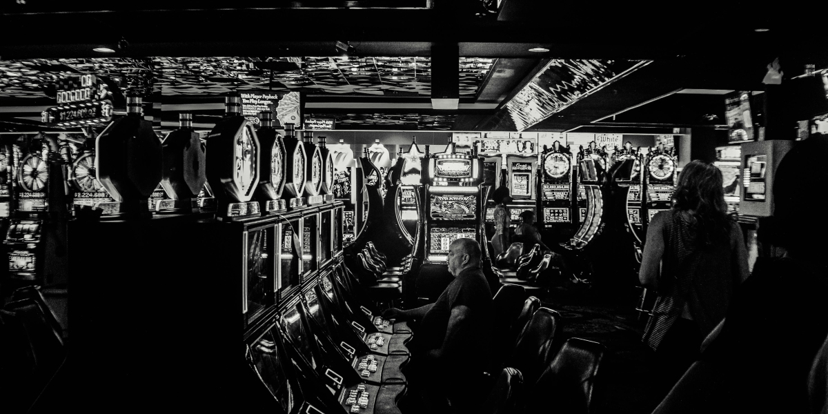Gamification in Online Casinos: How Game Mechanics are Transforming Player Engagement